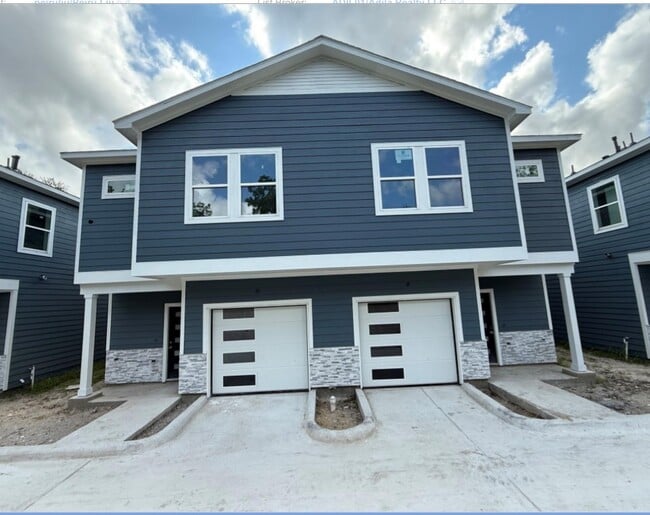 Building Photo - 3537 Alderfer St