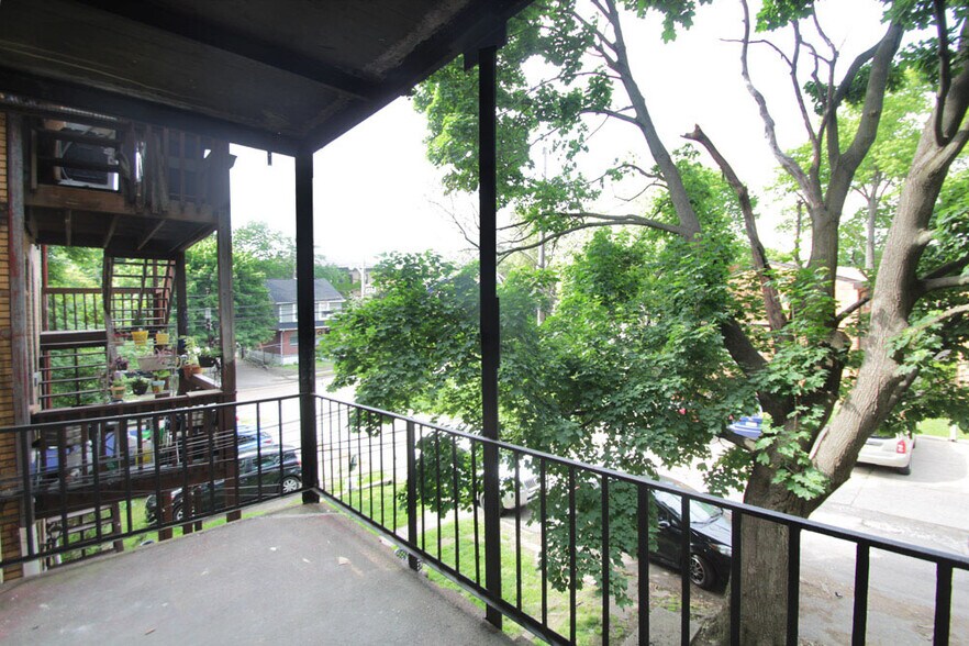 Building Photo - 407 Franklin Ave