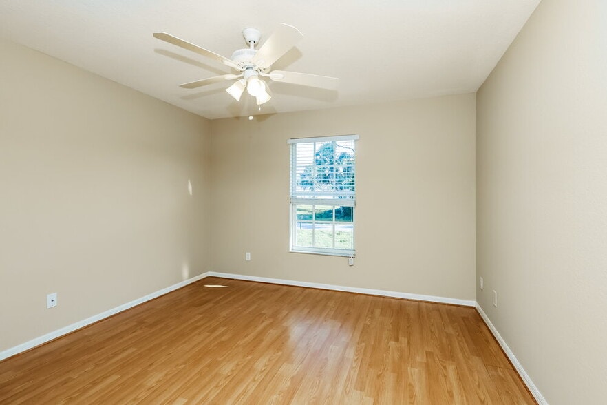 Building Photo - 4239 Dekle Ave