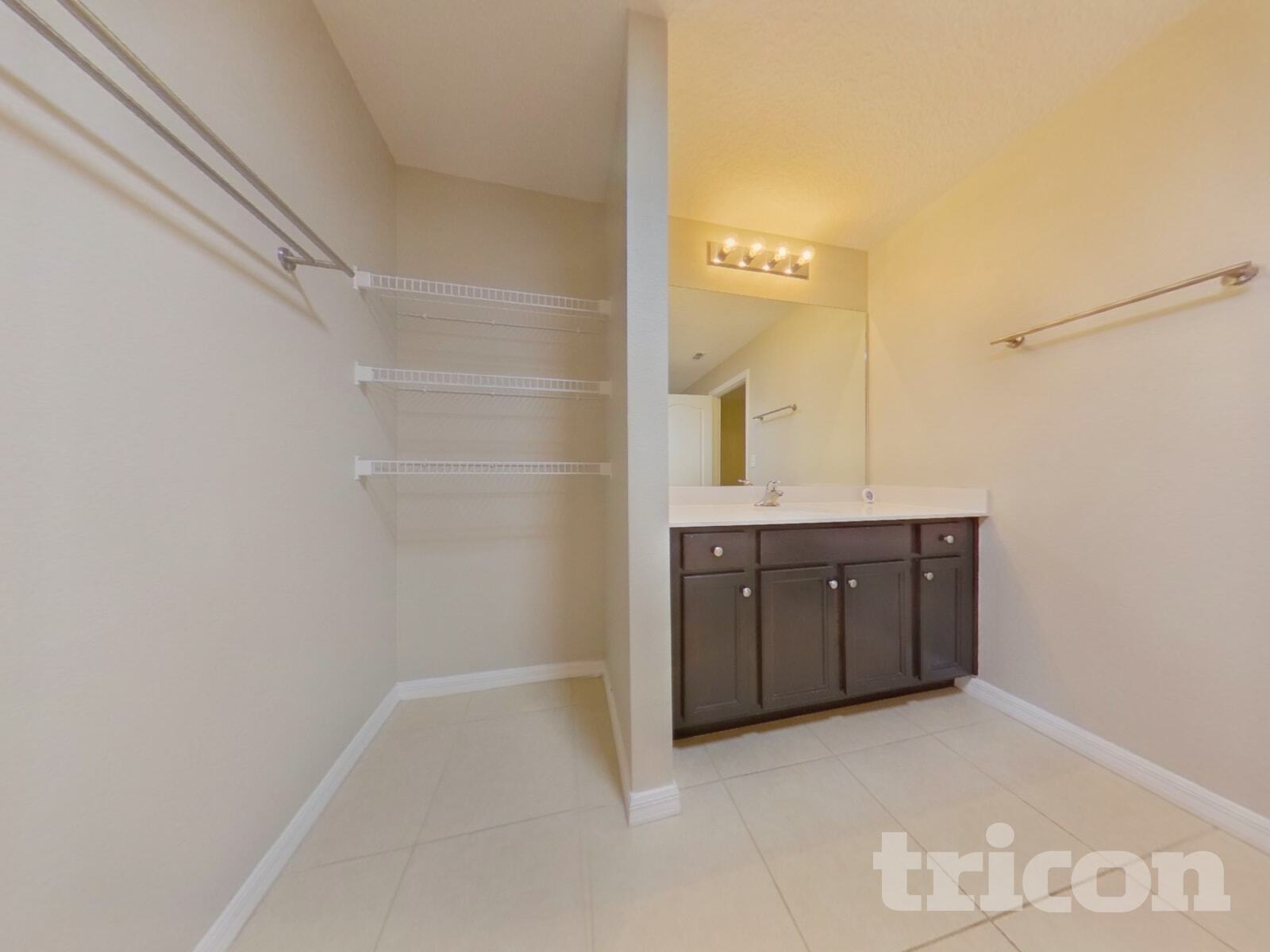 Building Photo - 2786 Flynn St