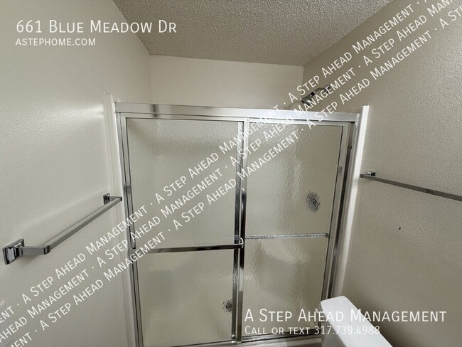 Building Photo - 661 Blue Meadow Dr