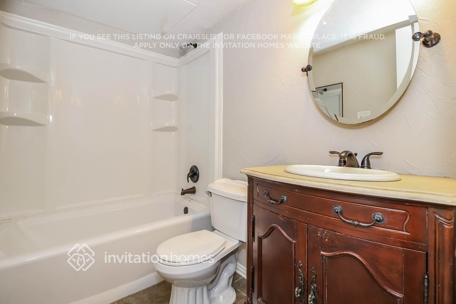 Building Photo - 1301 Clearview Dr