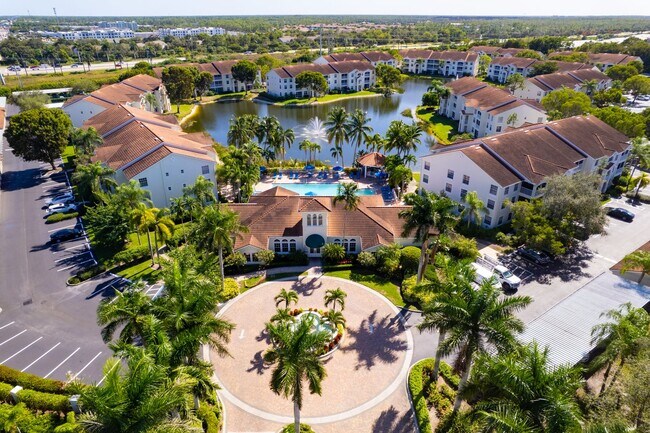 Building Photo - ** ST. CROIX ** 1 BED / 1 BATH - CONDO - GATED COMMUNITY - NORTH NAPLES - ANNUAL RENTAL