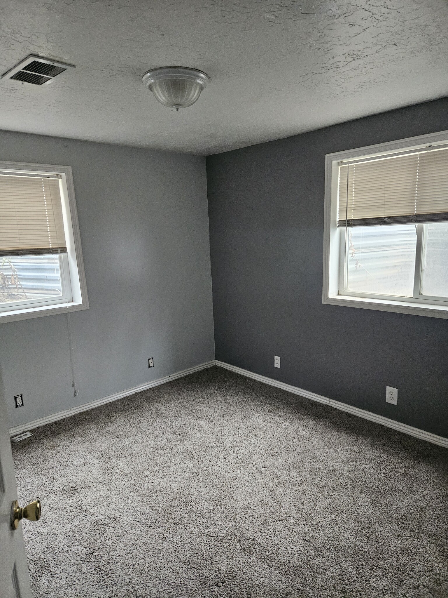 Building Photo - 2137 N 750 W