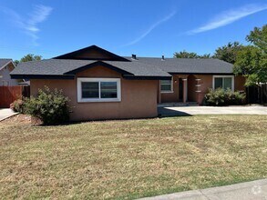 Building Photo - Charming 3-Bedroom Home in Prime Stockton ...