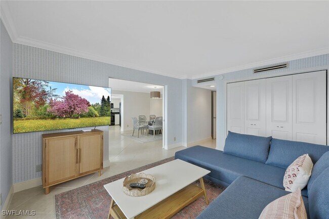 Building Photo - 4451 Gulf Shore Blvd N