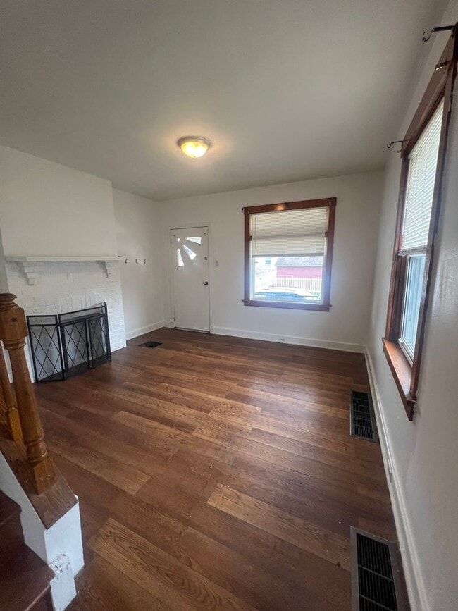 Building Photo - Spacious 2 bedroom in the heart of Ingram