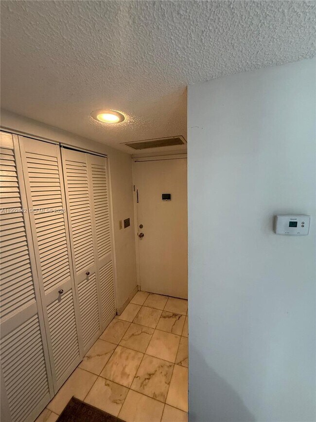 Building Photo - 11111 Biscayne Blvd