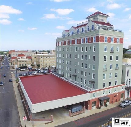 Building Photo - 223 S Grand St