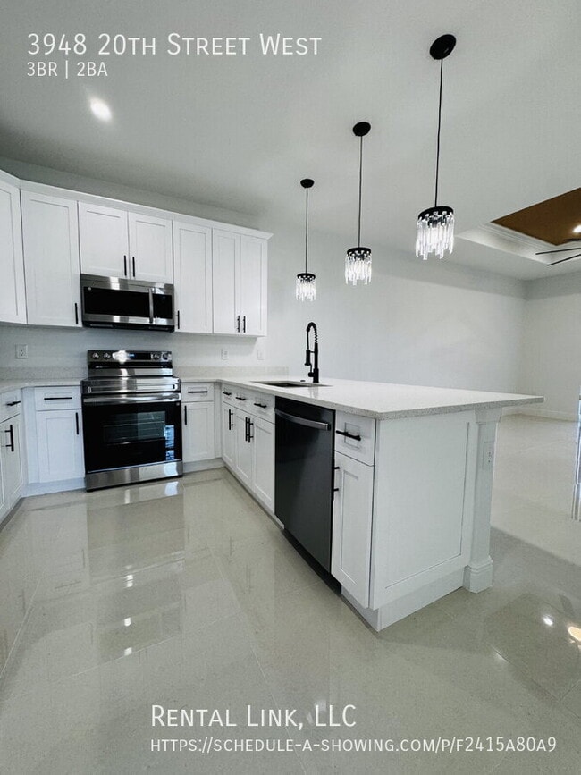 Building Photo - 3948 20th St W