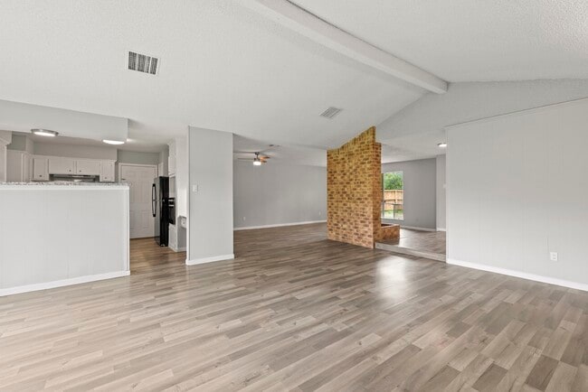 Building Photo - 3808 Corto St