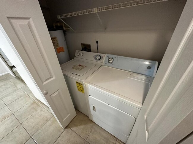 Building Photo - 4454 Pinebark Ave