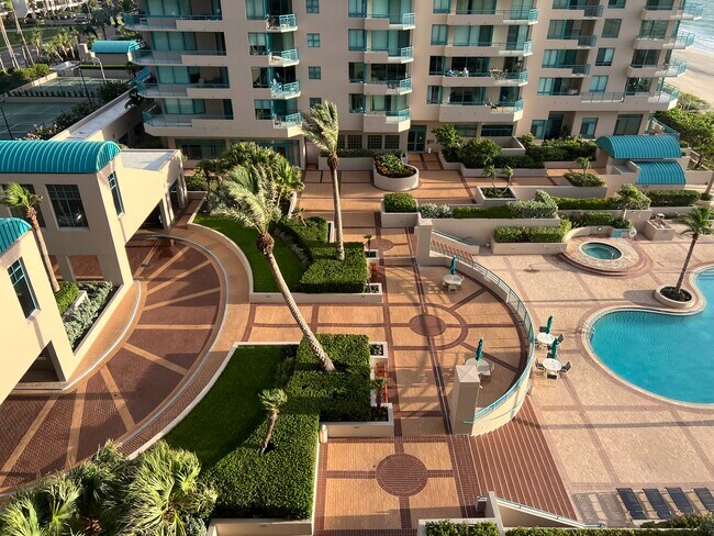 Building Photo - 1520 Gulf Blvd