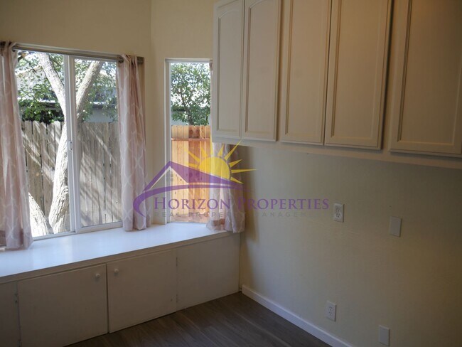 Building Photo - 1646 Hedland Pl