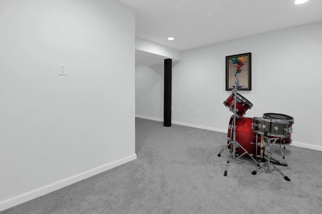 Building Photo - 224 Rockmill St
