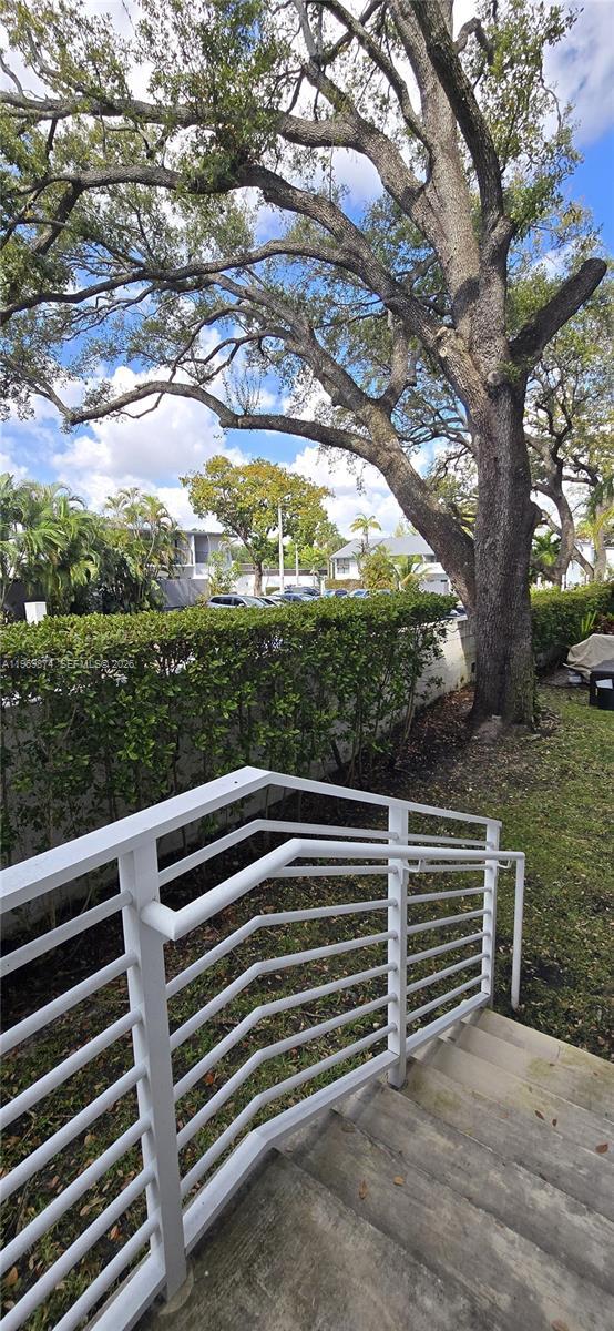 Building Photo - 2535 NE 193rd St