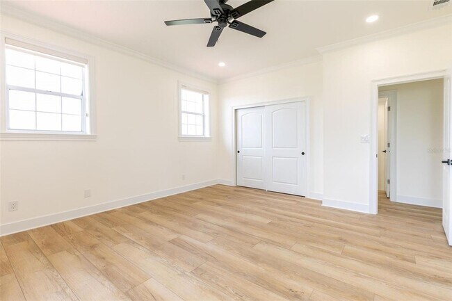 Building Photo - 4 Paradise Ln