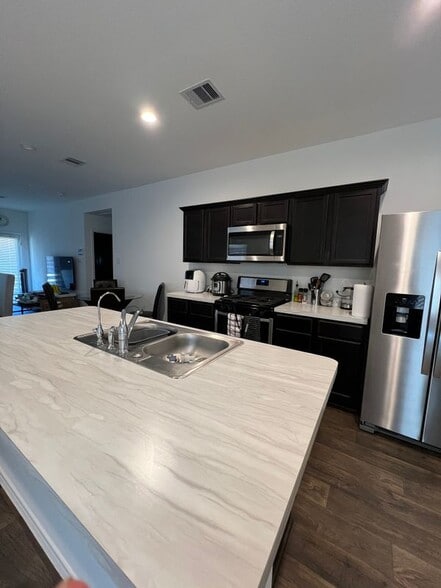 Building Photo - 22446 Gilded Peak