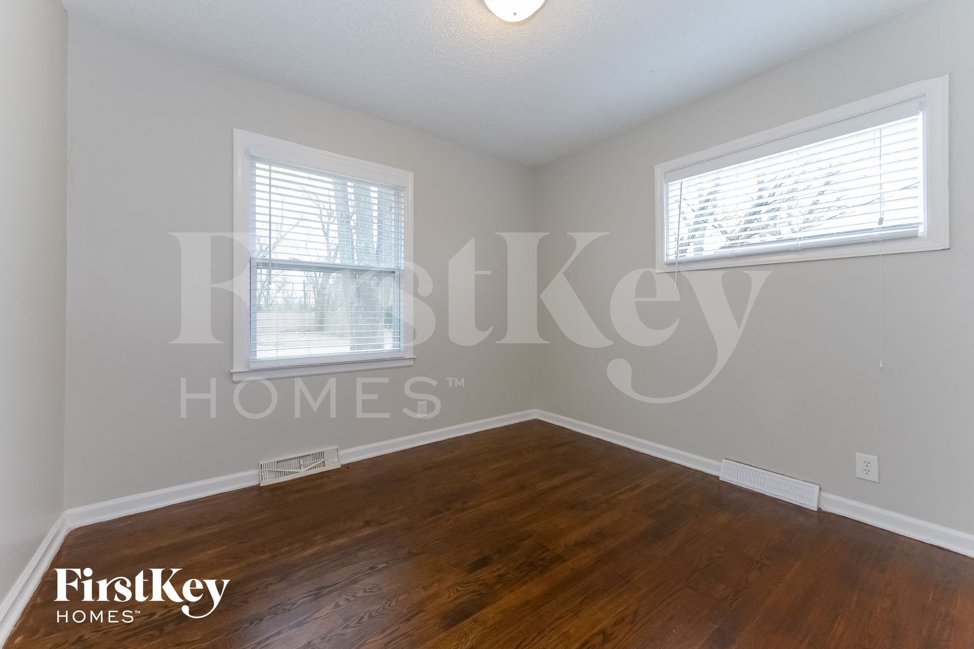 Building Photo - 210 Berry Ave