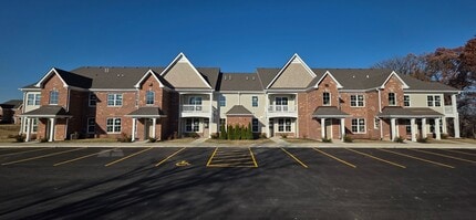Building Photo - Chestnut - 2Br/2Ba Rental Home - Second Floor