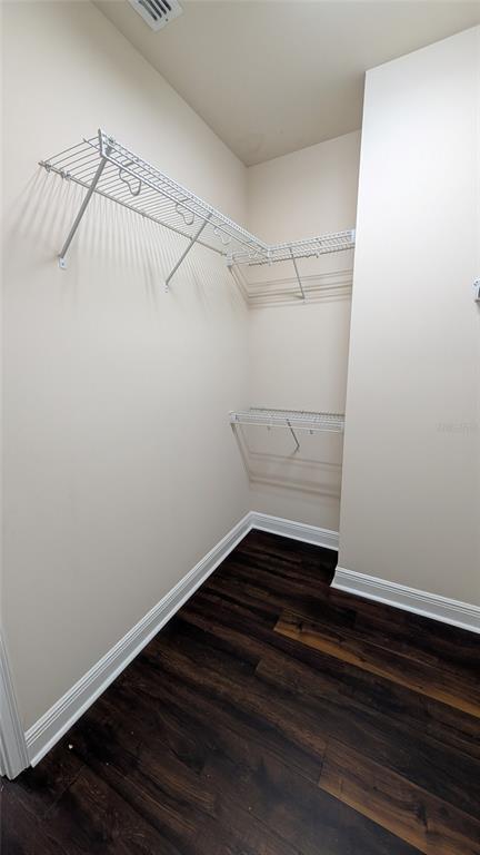 Building Photo - 584 Scotia Pl