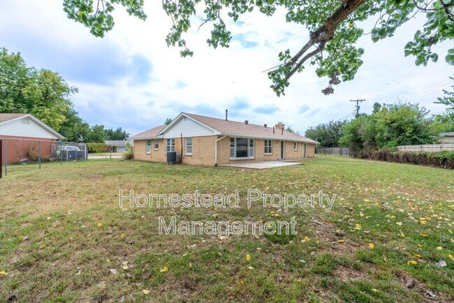 Building Photo - 9412 Britton Cir
