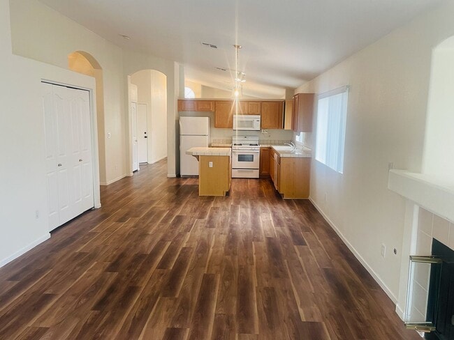 Building Photo - Coming Soon: Fantastic 3 Bedroom Home in S...
