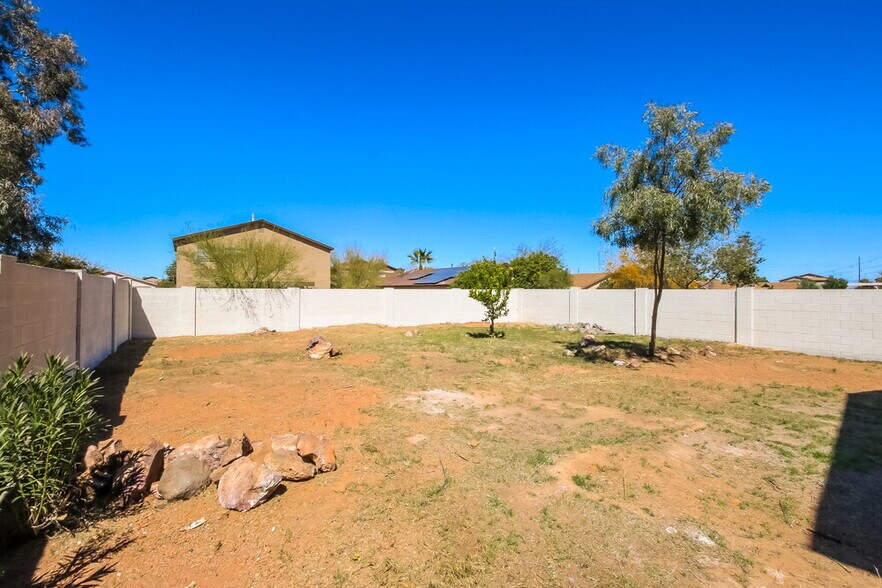 Building Photo - 1198 E Dust Devil Dr