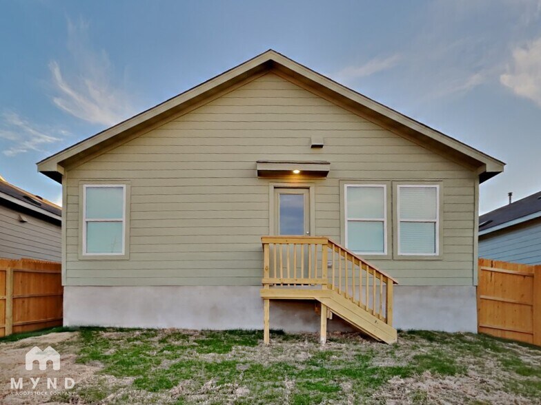 Building Photo - 14533 Payton Flts