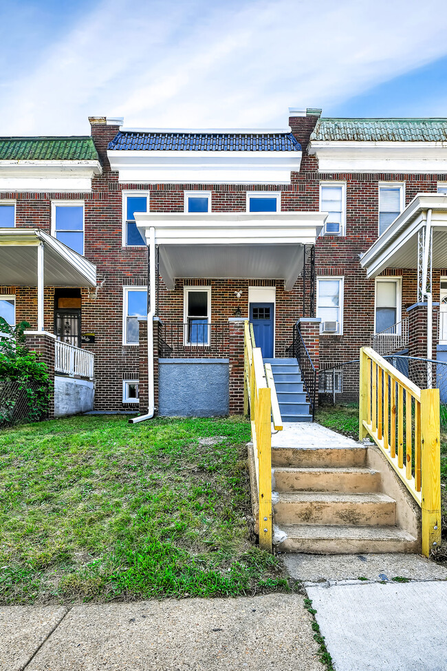 Building Photo - Beautiful Home in West Baltimore!