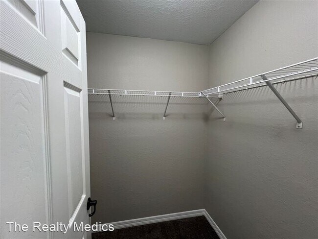 Building Photo - 219 Malauka Loop
