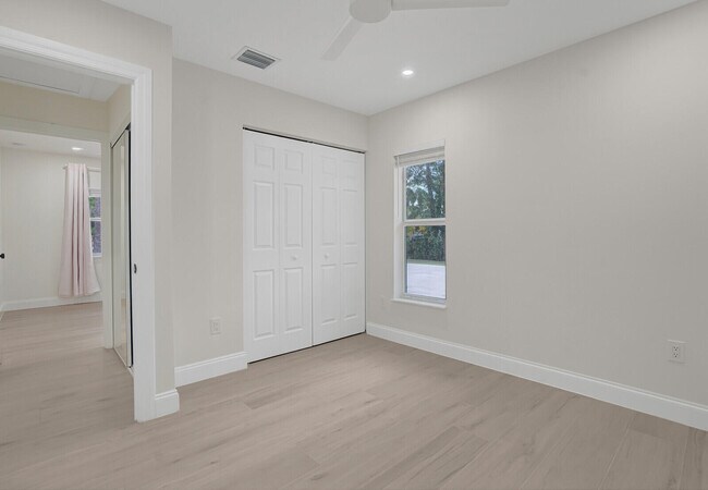 Building Photo - 4781 129th Ave N