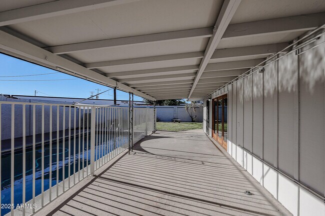 Building Photo - 4122 N 6th Ave