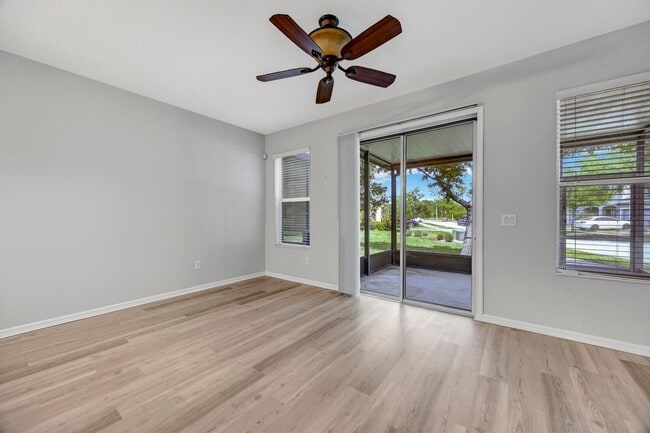 Building Photo - 6705 Holly Health Dr