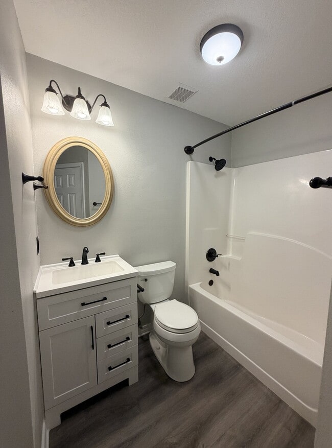 Building Photo - 7738 Lola Cir