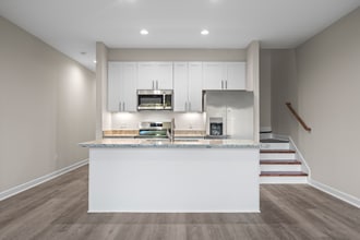 Building Photo - 165 Pebble Beach Pl