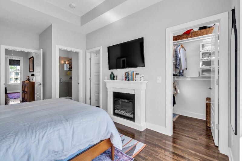 Building Photo - 211 Porter Village Cir