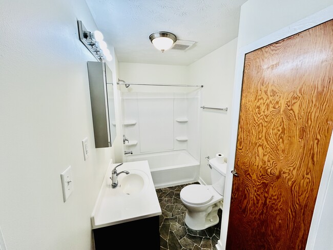 Bathroom with linen closet - 717 Koogler St