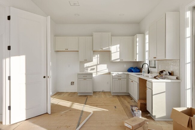 Building Photo - COMING SOON in SUGAR MILL POND!