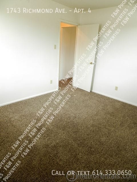 Building Photo - 1743 Richmond Ave