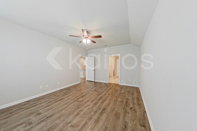 Building Photo - 112 ORTHELLO COURT