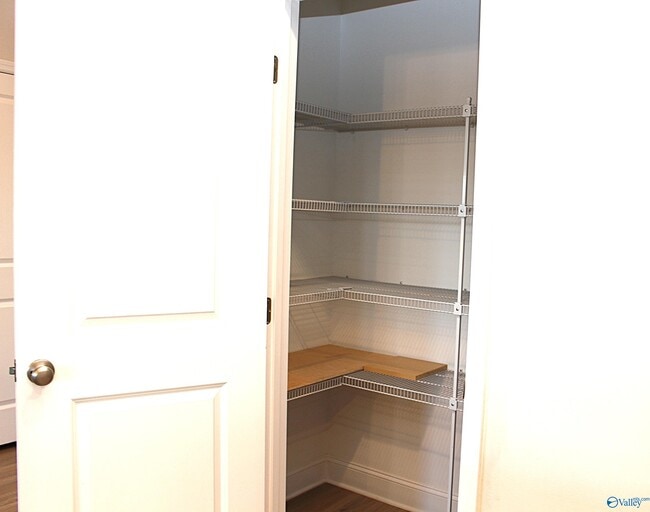 Building Photo - 114 Bella May Ln