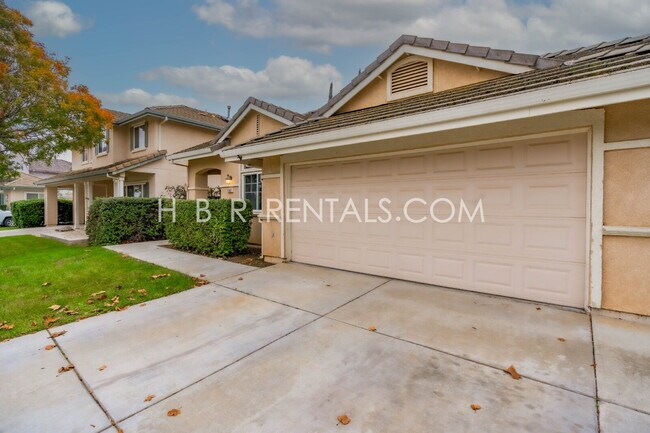 Building Photo - 1582 Peony Dr