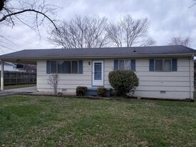 Building Photo - 107 30th St NE