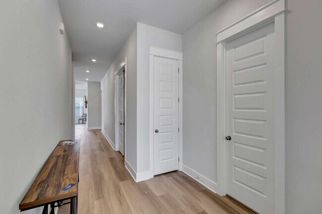 Building Photo - Luxury Villa Living in the Heart of Carnes Crossroads!