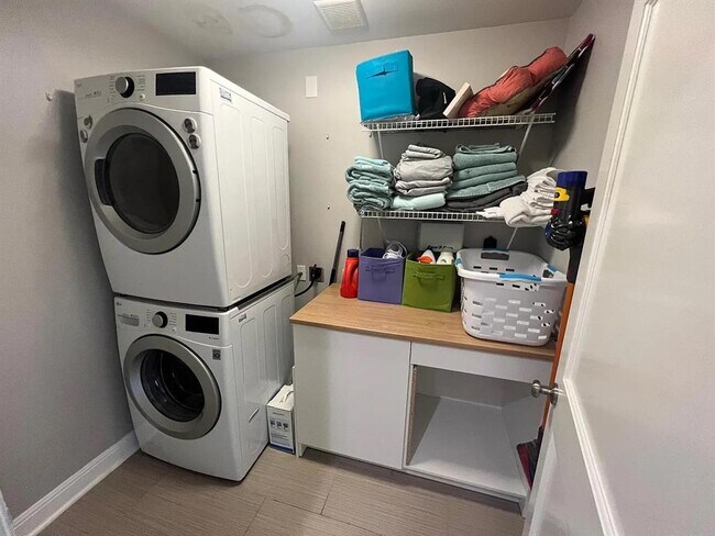 Building Photo - 1314 Arcadia Ave