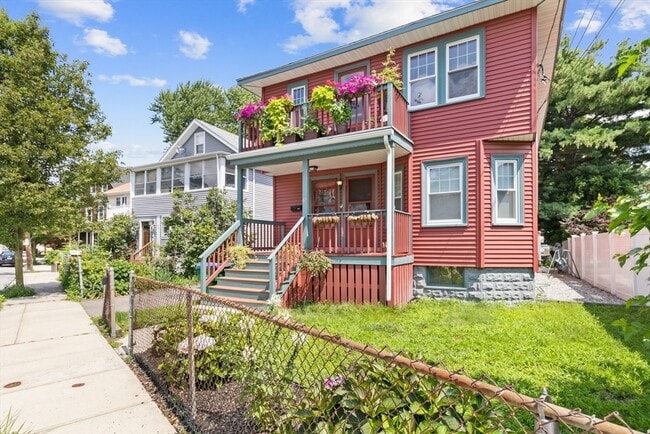 Building Photo - 69 Orchard St