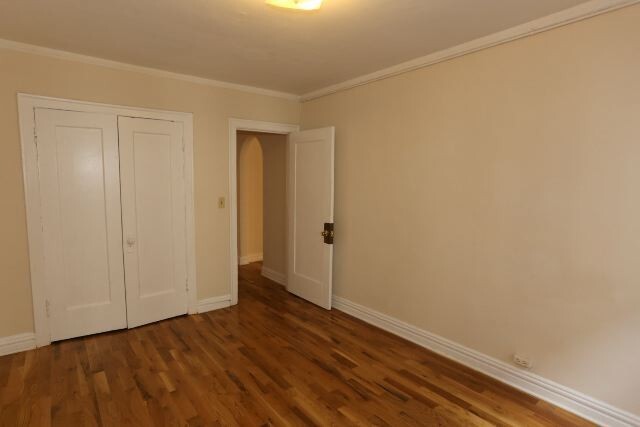 Building Photo - 430 W Roscoe St