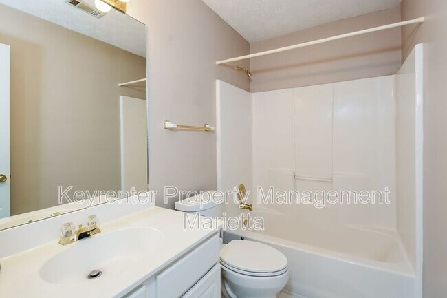 Building Photo - 1393 Treewood Trail