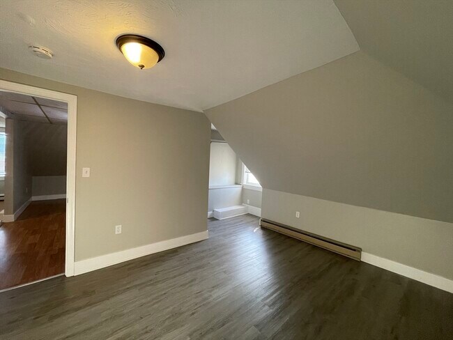 Building Photo - 7 Fayette Pl